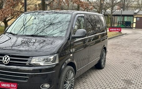 Volkswagen Multivan T5, 2012 год, 2 230 000 рублей, 2 фотография