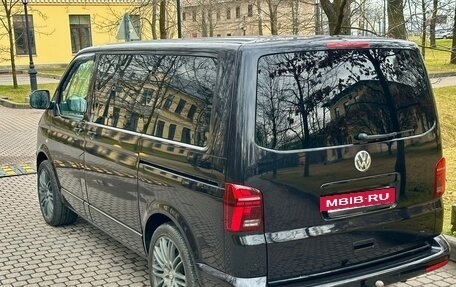 Volkswagen Multivan T5, 2012 год, 2 230 000 рублей, 5 фотография