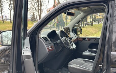 Volkswagen Multivan T5, 2012 год, 2 230 000 рублей, 16 фотография