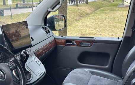 Volkswagen Multivan T5, 2012 год, 2 230 000 рублей, 18 фотография