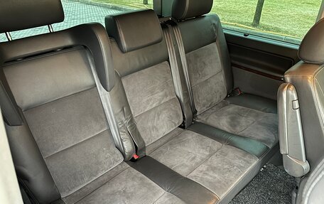 Volkswagen Multivan T5, 2012 год, 2 230 000 рублей, 27 фотография