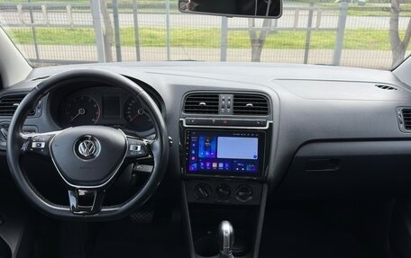 Volkswagen Polo VI (EU Market), 2017 год, 1 100 000 рублей, 10 фотография