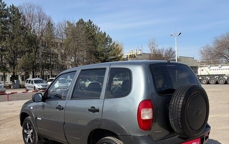 Chevrolet Niva I рестайлинг, 2011 год, 550 000 рублей, 7 фотография