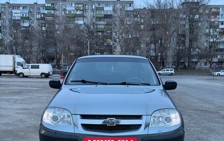 Chevrolet Niva I рестайлинг, 2011 год, 550 000 рублей, 20 фотография