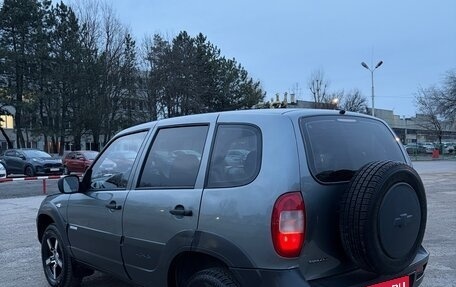 Chevrolet Niva I рестайлинг, 2011 год, 550 000 рублей, 25 фотография