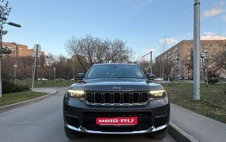 Jeep Grand Cherokee, 2022 год, 6 800 000 рублей, 2 фотография