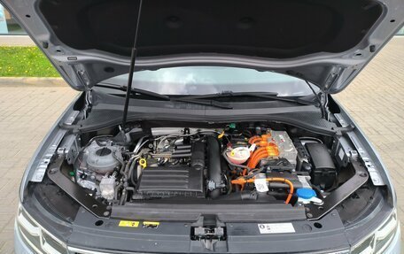 Volkswagen Tiguan II, 2021 год, 3 990 000 рублей, 11 фотография