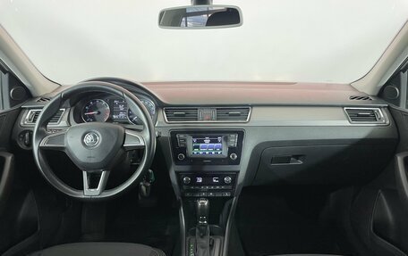 Skoda Rapid I, 2015 год, 1 000 000 рублей, 12 фотография