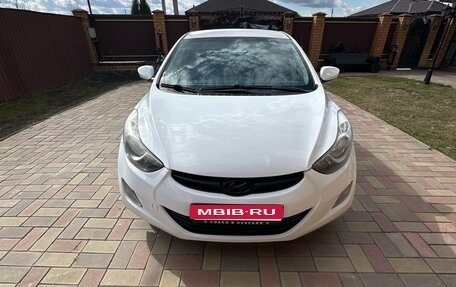 Hyundai Elantra V, 2013 год, 1 050 000 рублей, 1 фотография