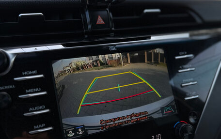 Toyota Camry, 2018 год, 3 050 000 рублей, 21 фотография