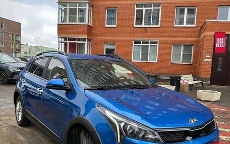 KIA Rio IV, 2021 год, 1 750 000 рублей, 2 фотография