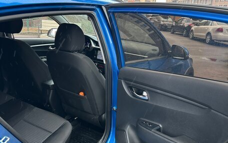 KIA Rio IV, 2021 год, 1 750 000 рублей, 10 фотография