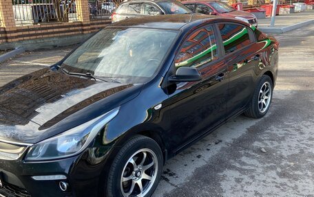 KIA Rio IV, 2017 год, 1 320 000 рублей, 2 фотография