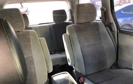 Toyota Estima III рестайлинг -2, 2001 год, 750 000 рублей, 9 фотография