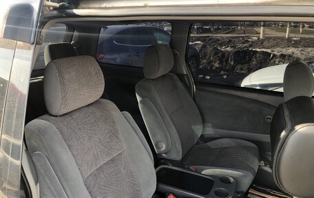 Toyota Estima III рестайлинг -2, 2001 год, 750 000 рублей, 14 фотография