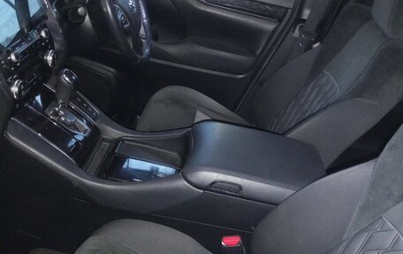 Toyota Alphard III, 2018 год, 4 010 000 рублей, 9 фотография