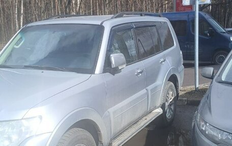 Mitsubishi Pajero IV, 2017 год, 3 150 000 рублей, 2 фотография