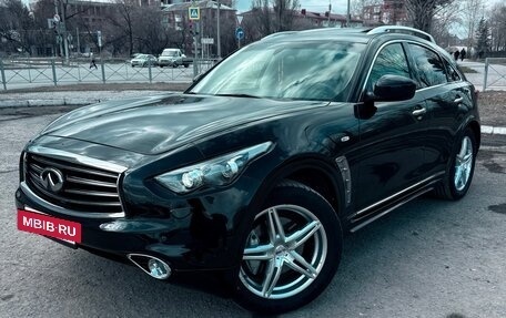 Infiniti FX II, 2013 год, 2 400 000 рублей, 19 фотография