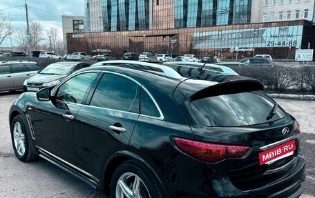 Infiniti FX II, 2013 год, 2 400 000 рублей, 17 фотография