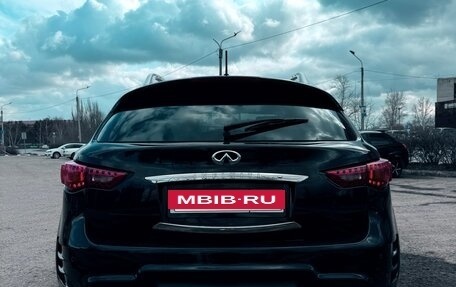 Infiniti FX II, 2013 год, 2 400 000 рублей, 15 фотография