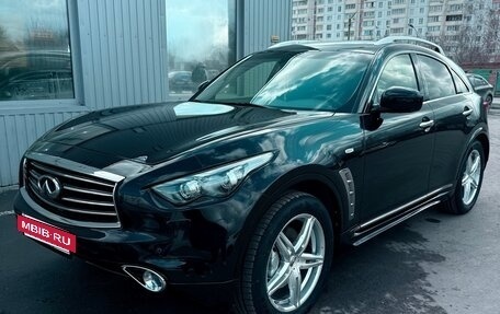 Infiniti FX II, 2013 год, 2 400 000 рублей, 23 фотография