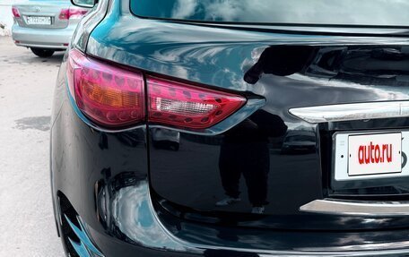 Infiniti FX II, 2013 год, 2 400 000 рублей, 28 фотография