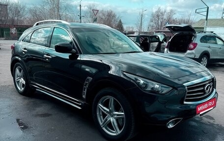 Infiniti FX II, 2013 год, 2 400 000 рублей, 35 фотография