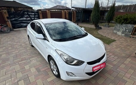 Hyundai Elantra V, 2013 год, 1 050 000 рублей, 8 фотография