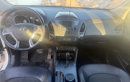 Hyundai ix35 I рестайлинг, 2013 год, 1 550 000 рублей, 8 фотография