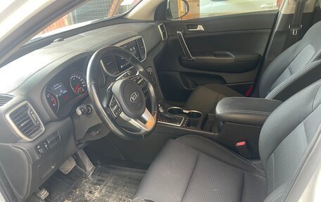 KIA Sportage IV рестайлинг, 2022 год, 2 250 000 рублей, 7 фотография