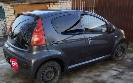 Peugeot 107 I рестайлинг, 2007 год, 389 000 рублей, 4 фотография
