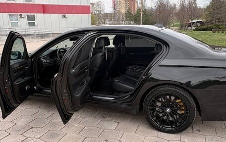 BMW 7 серия, 2013 год, 2 300 000 рублей, 3 фотография