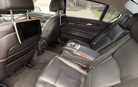 BMW 7 серия, 2013 год, 2 300 000 рублей, 9 фотография