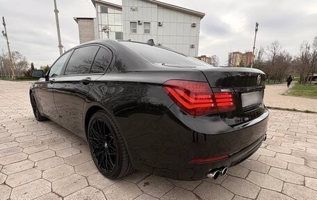 BMW 7 серия, 2013 год, 2 300 000 рублей, 17 фотография