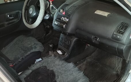 Volkswagen Polo III рестайлинг, 2001 год, 130 000 рублей, 5 фотография