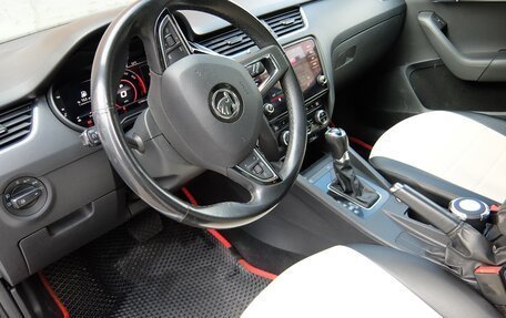 Skoda Octavia, 2019 год, 1 890 000 рублей, 8 фотография