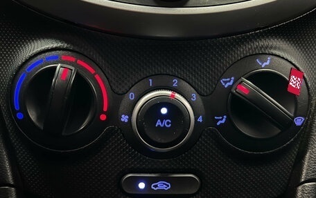 Hyundai Solaris II рестайлинг, 2016 год, 990 000 рублей, 13 фотография