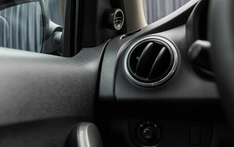 Renault Sandero II рестайлинг, 2017 год, 869 000 рублей, 13 фотография