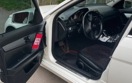 Mercedes-Benz C-Класс, 2009 год, 820 000 рублей, 1 фотография