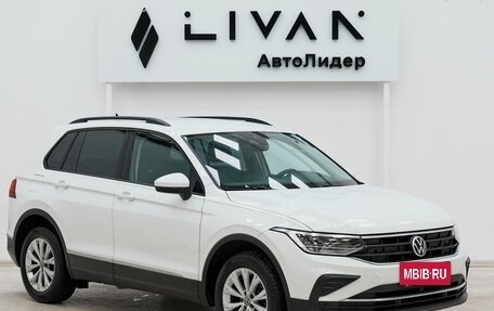 Volkswagen Tiguan II, 2021 год, 2 449 000 рублей, 1 фотография