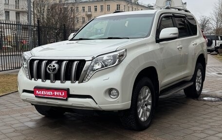 Toyota Land Cruiser Prado 150 рестайлинг 2, 2016 год, 3 200 000 рублей, 1 фотография