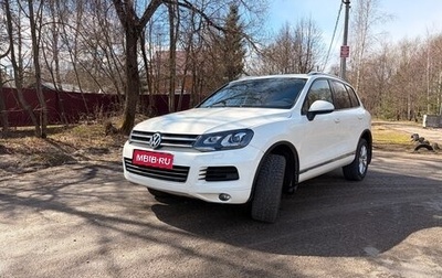 Volkswagen Touareg III, 2011 год, 2 100 000 рублей, 1 фотография