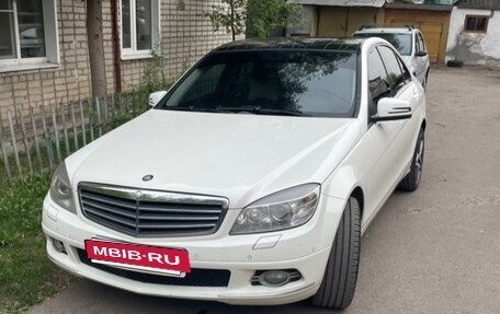 Mercedes-Benz C-Класс, 2009 год, 820 000 рублей, 4 фотография