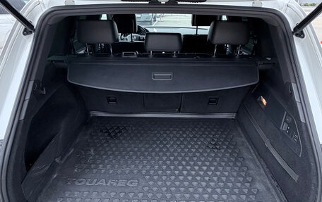 Volkswagen Touareg III, 2017 год, 3 150 000 рублей, 17 фотография
