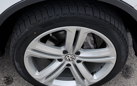 Volkswagen Touareg III, 2017 год, 3 150 000 рублей, 19 фотография