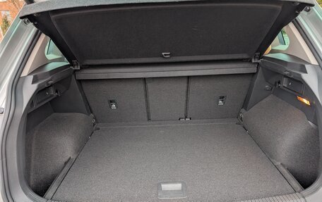 Volkswagen Tiguan II, 2019 год, 2 200 000 рублей, 5 фотография