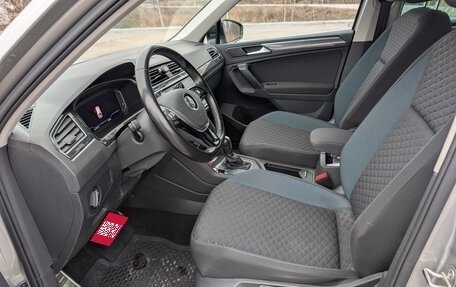 Volkswagen Tiguan II, 2019 год, 2 200 000 рублей, 6 фотография