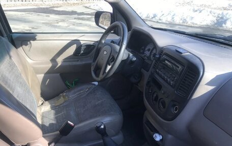 Ford Escape II, 2002 год, 300 000 рублей, 3 фотография