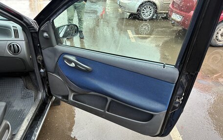 Fiat Punto III Punto Evo рестайлинг, 2000 год, 250 000 рублей, 3 фотография