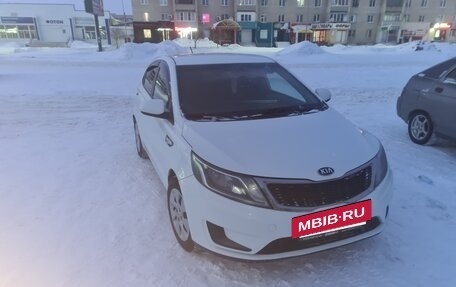 KIA Rio III рестайлинг, 2015 год, 750 000 рублей, 2 фотография